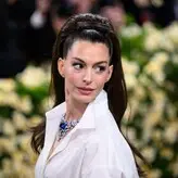Anne Hathaway голая #2191