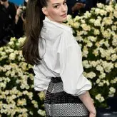 Anne Hathaway голая #2204