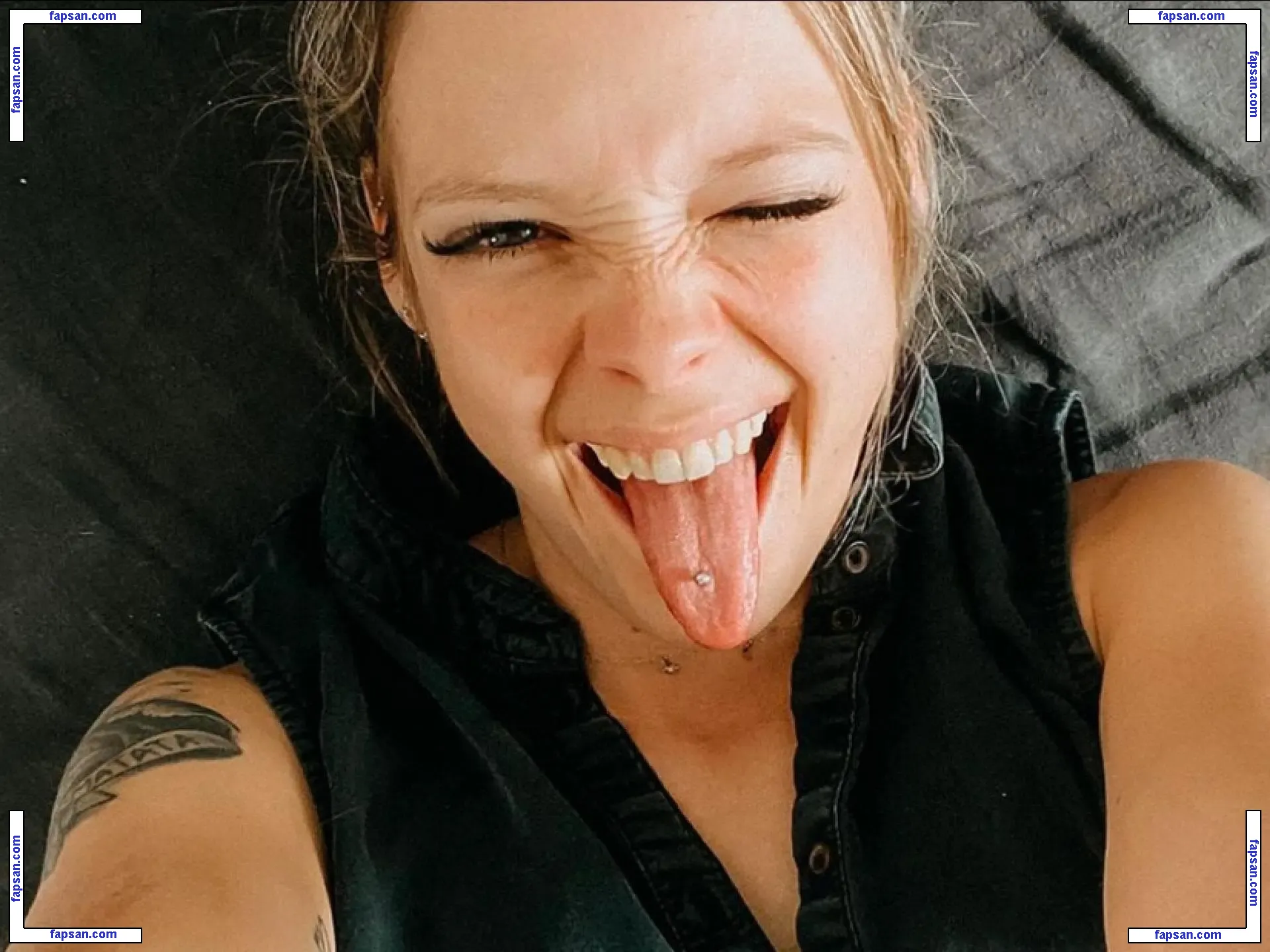 Anne Wüns He голая фото #0010 с Онлифанс