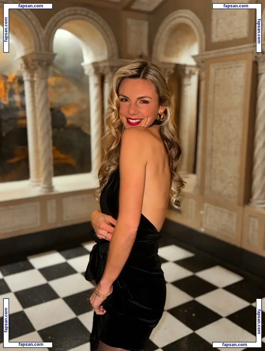 Annie Agar nude photo #0133 from OnlyFans