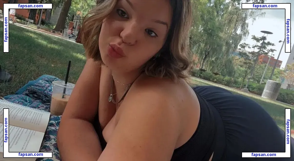 Annie Elliot nude photo #0010 from OnlyFans