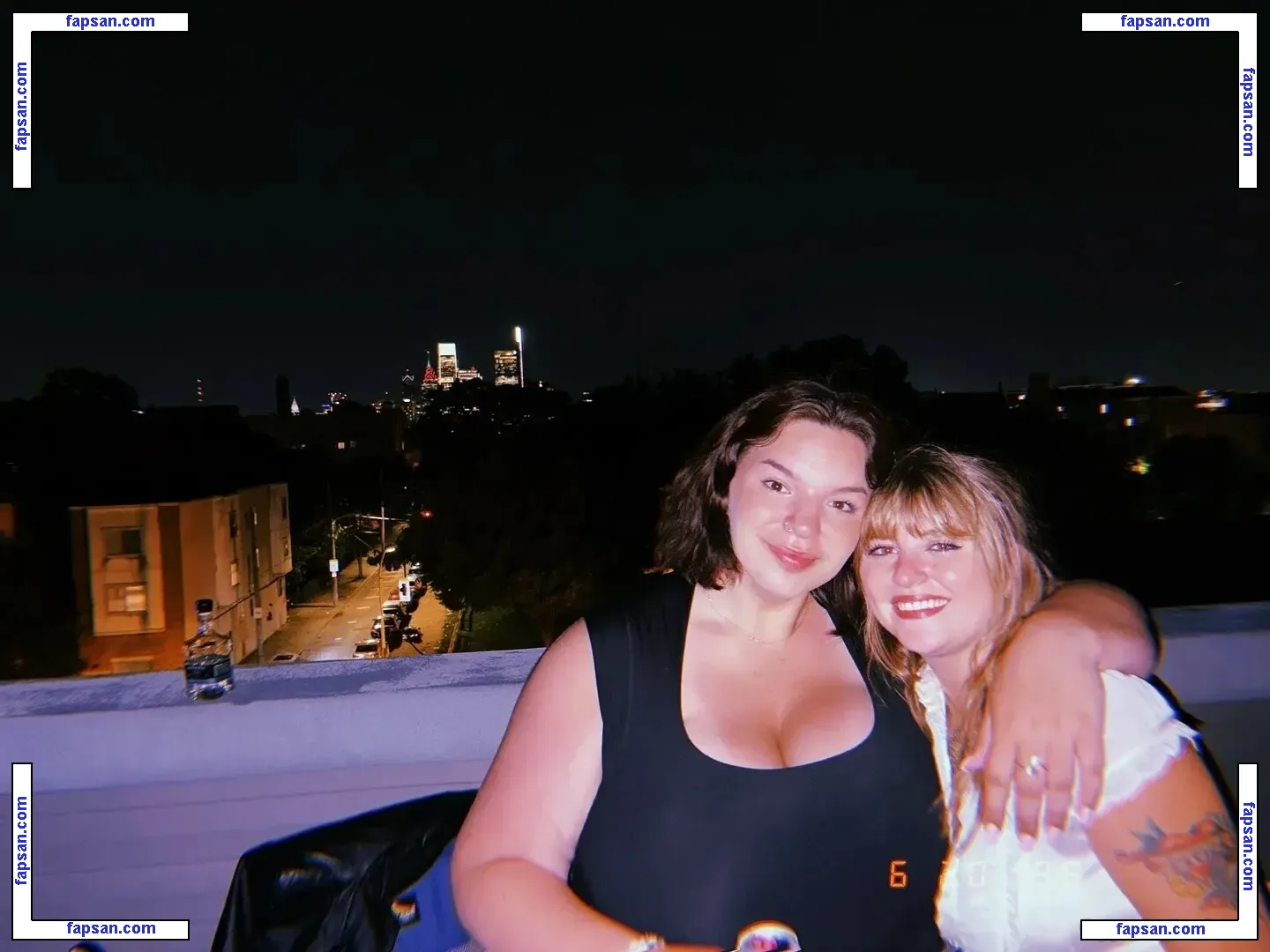 Annie Elliot nude photo #0011 from OnlyFans