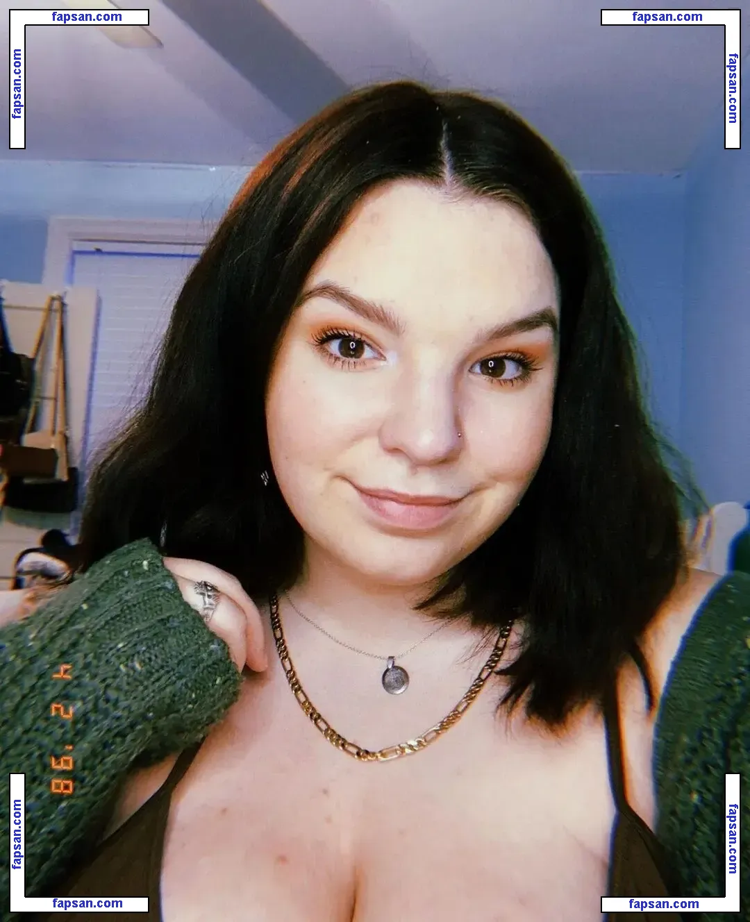 Annie Elliot nude photo #0012 from OnlyFans