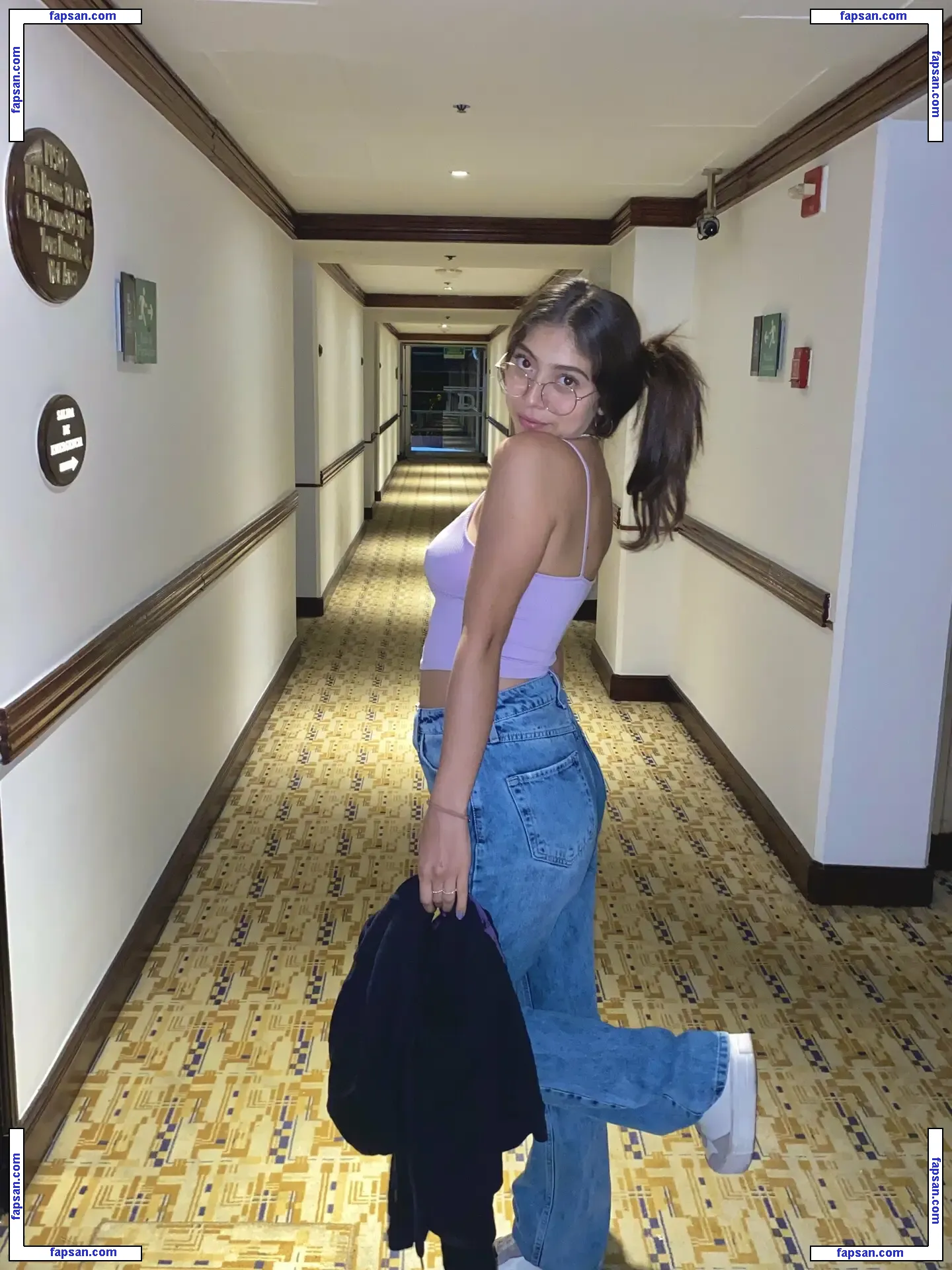 annie24_evans nude photo #0003 from OnlyFans