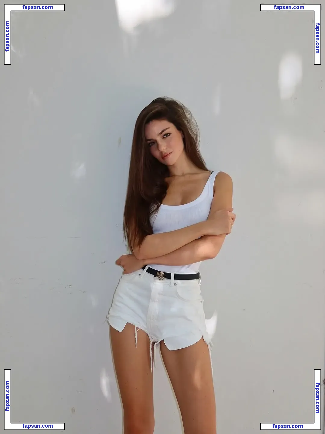 annielavitte nude photo #0020 from OnlyFans