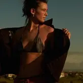 Annieplaysguitar голая #0017