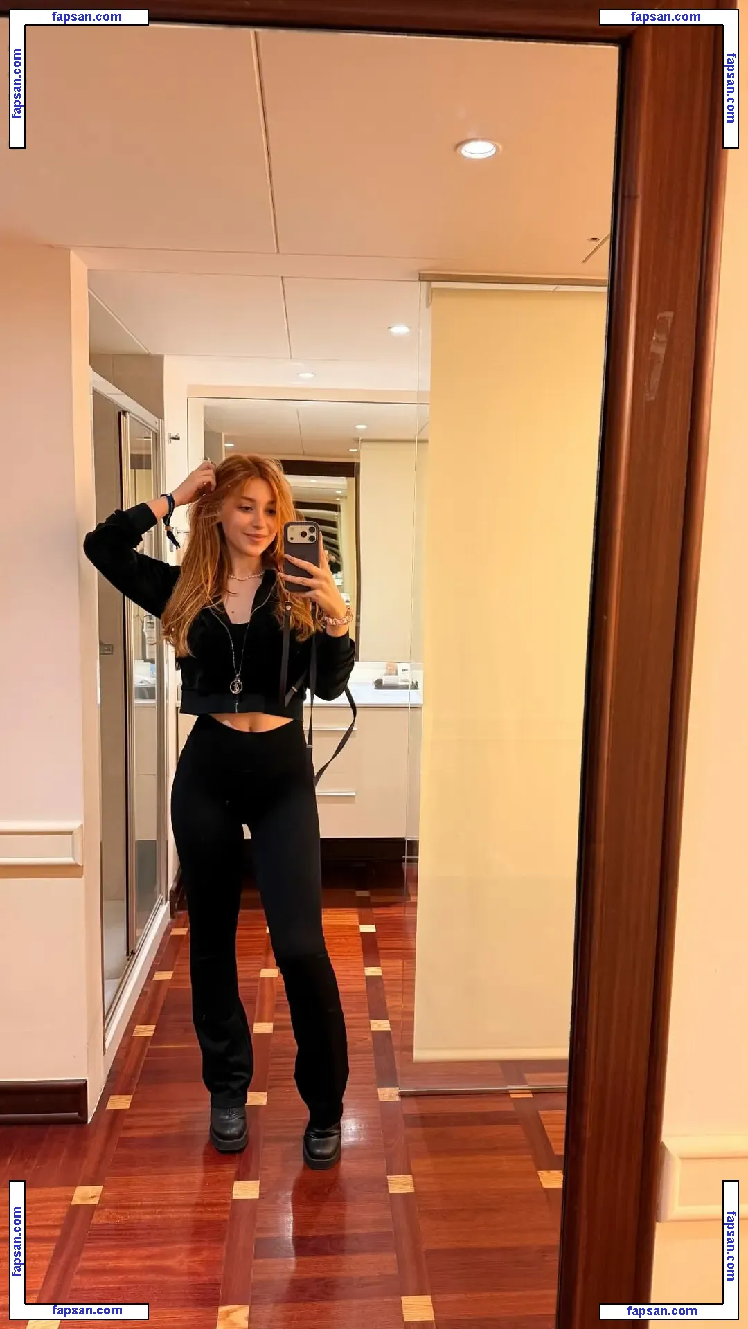 AnniTheDuck nude photo #0318 from OnlyFans