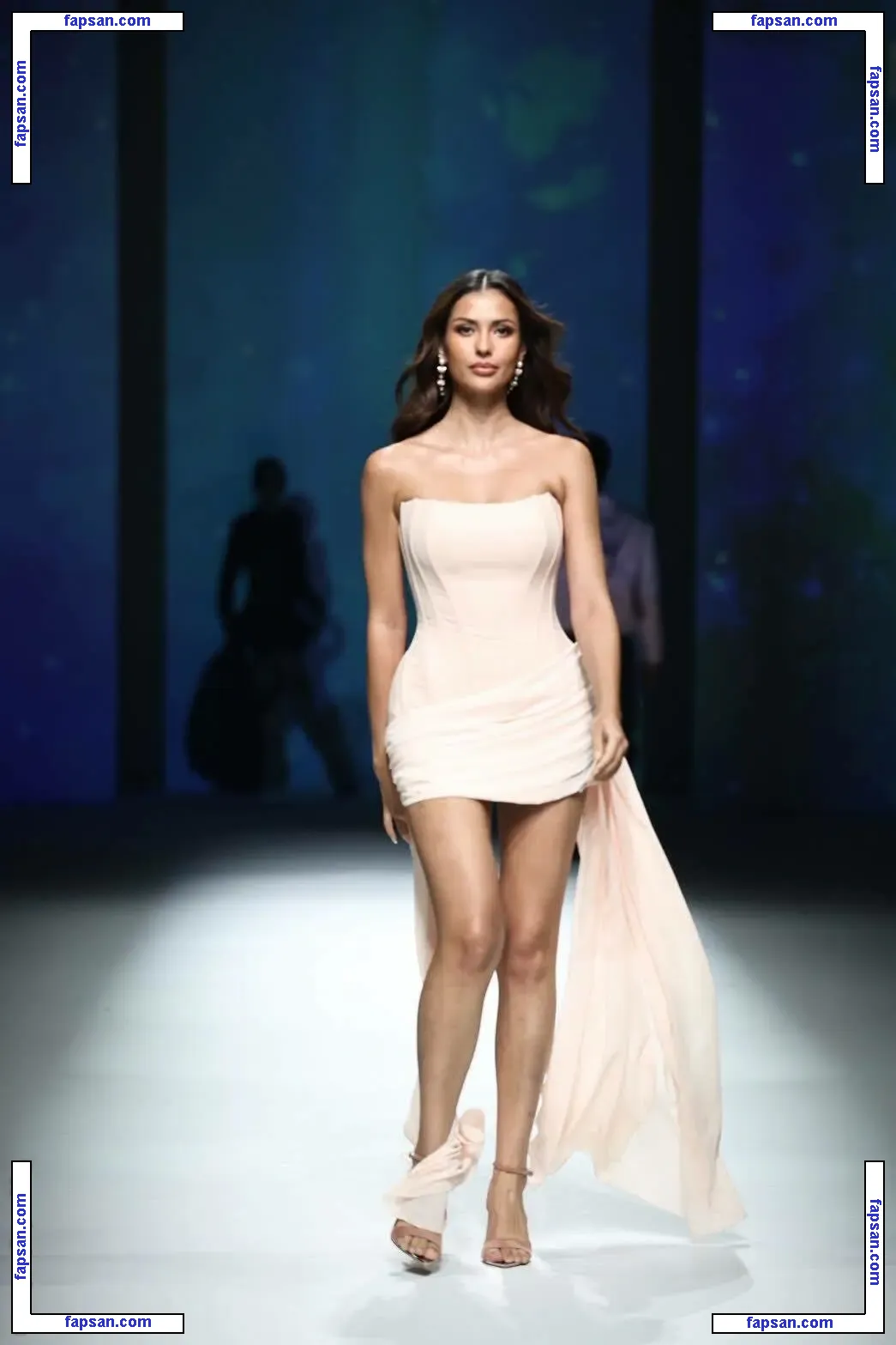 Anntonia Porsild голая фото #0009 с Онлифанс