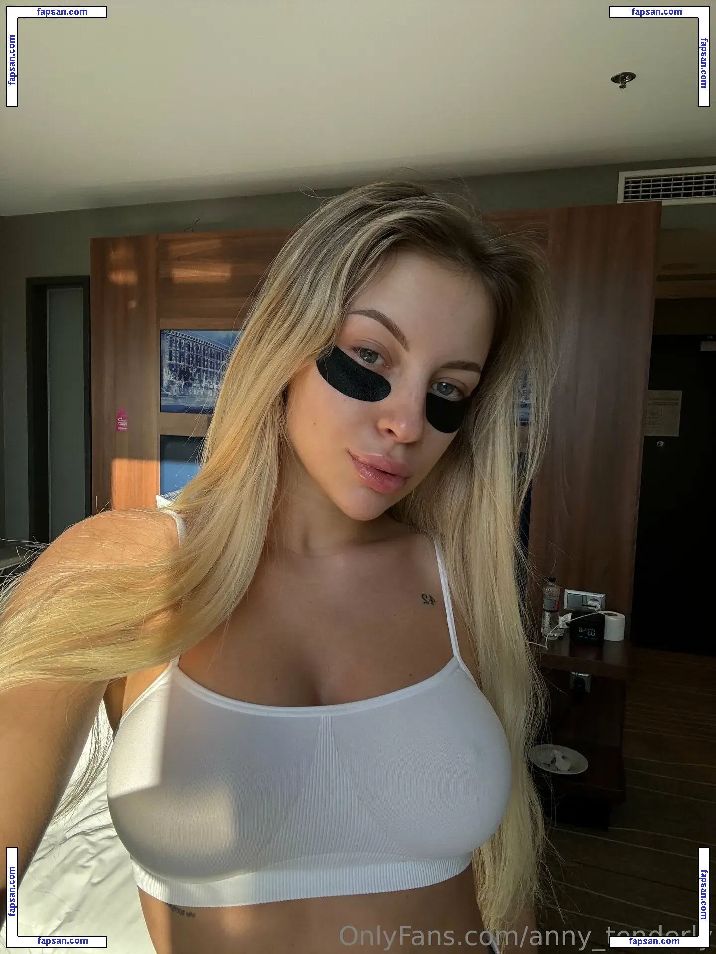 anny_tenderly nude photo #0019 from OnlyFans