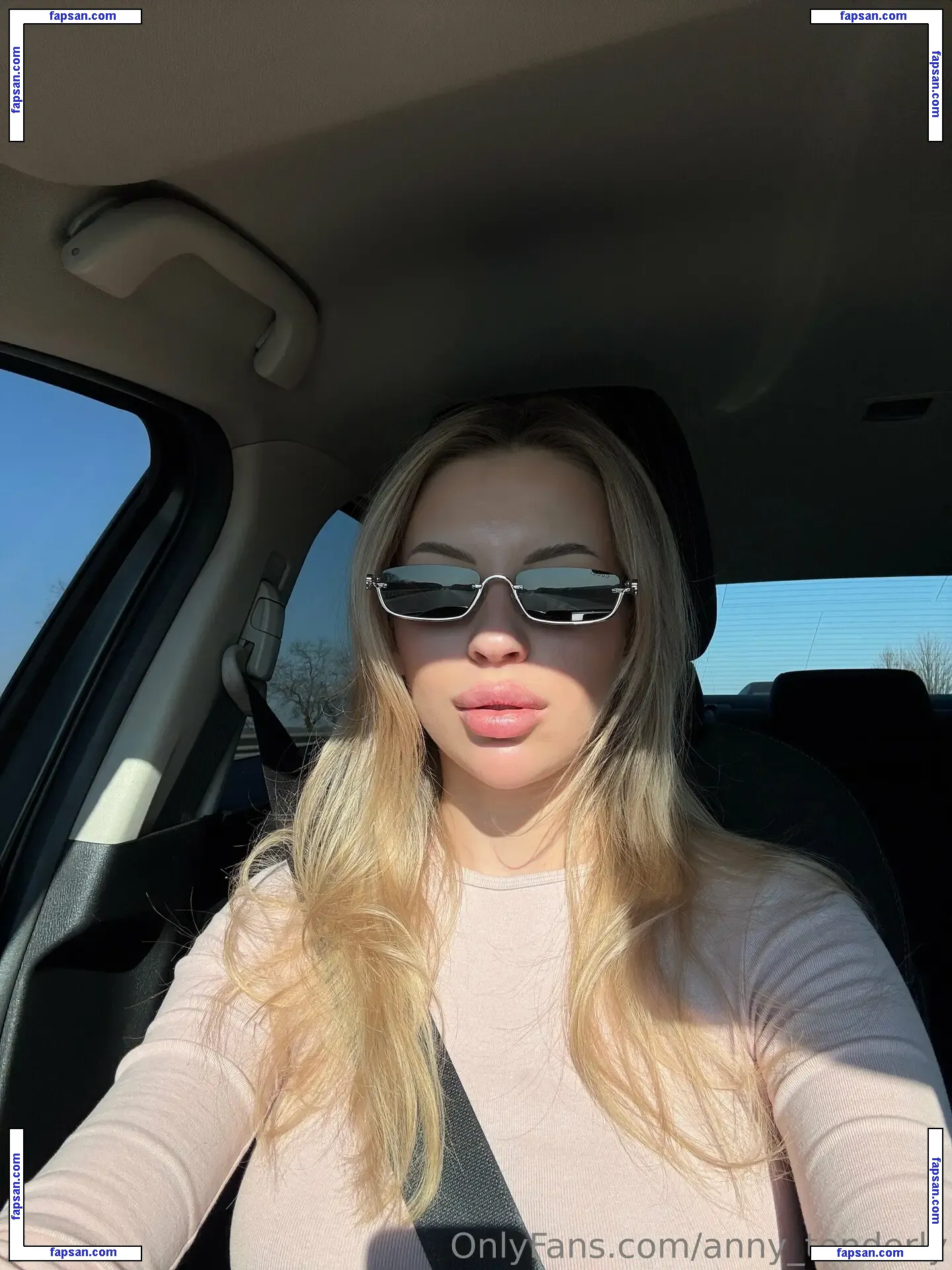 anny_tenderly nude photo #0022 from OnlyFans