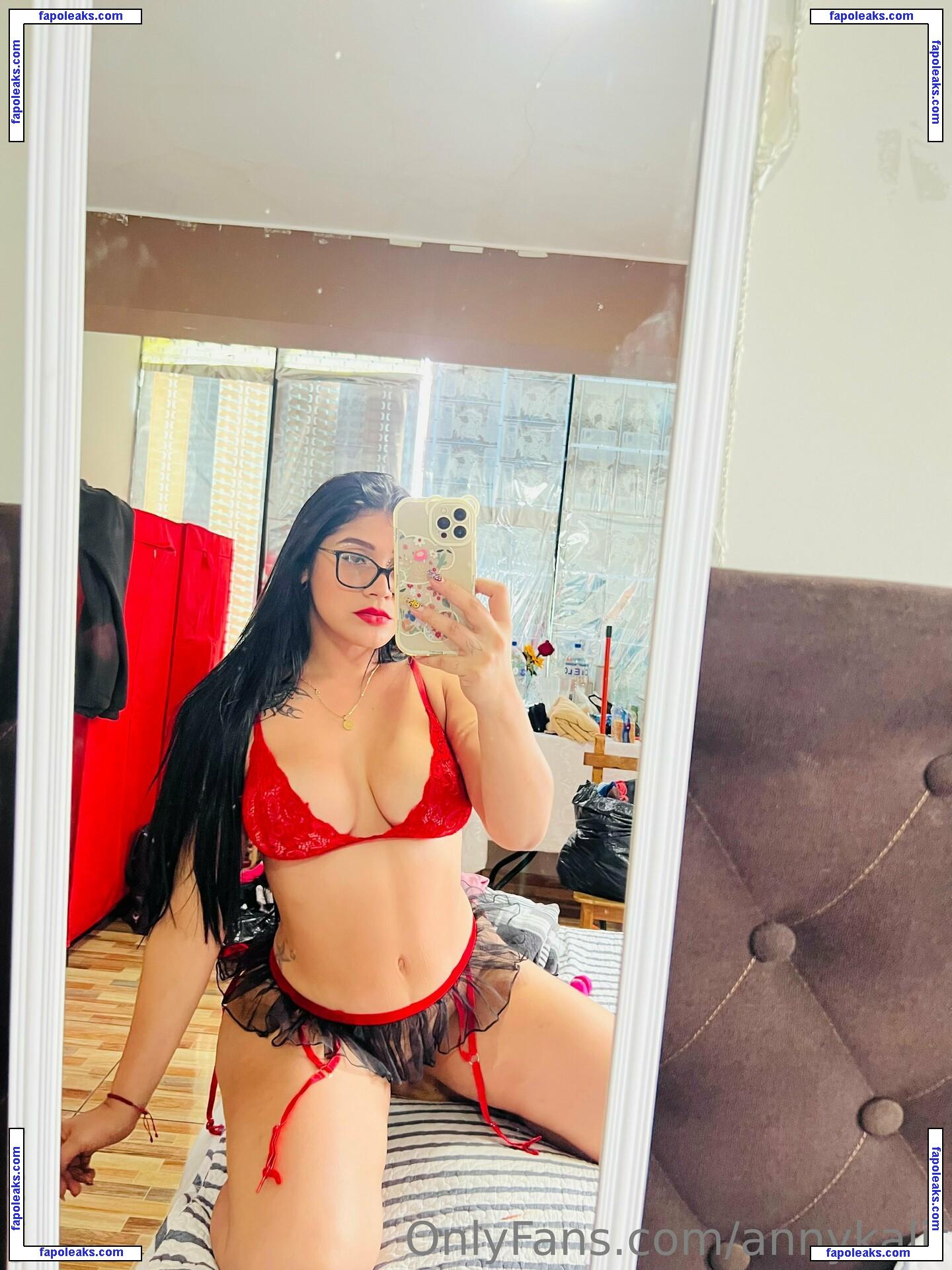 annykalif / annykhalifa nude photo #0178 from OnlyFans