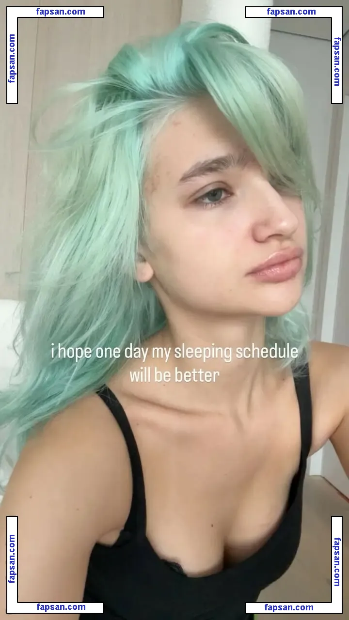 Anokhina Liza nude photo #0028 from OnlyFans