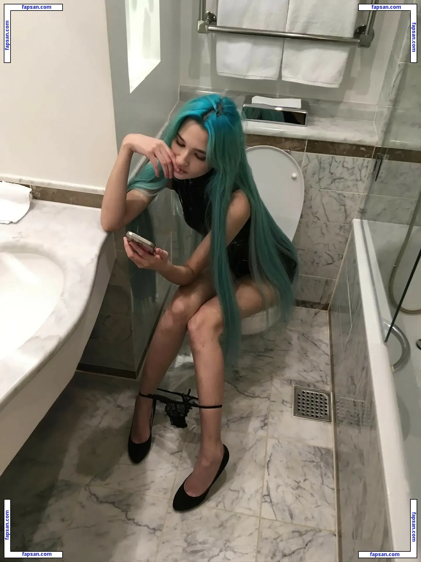 Anokhina Liza nude photo #0042 from OnlyFans