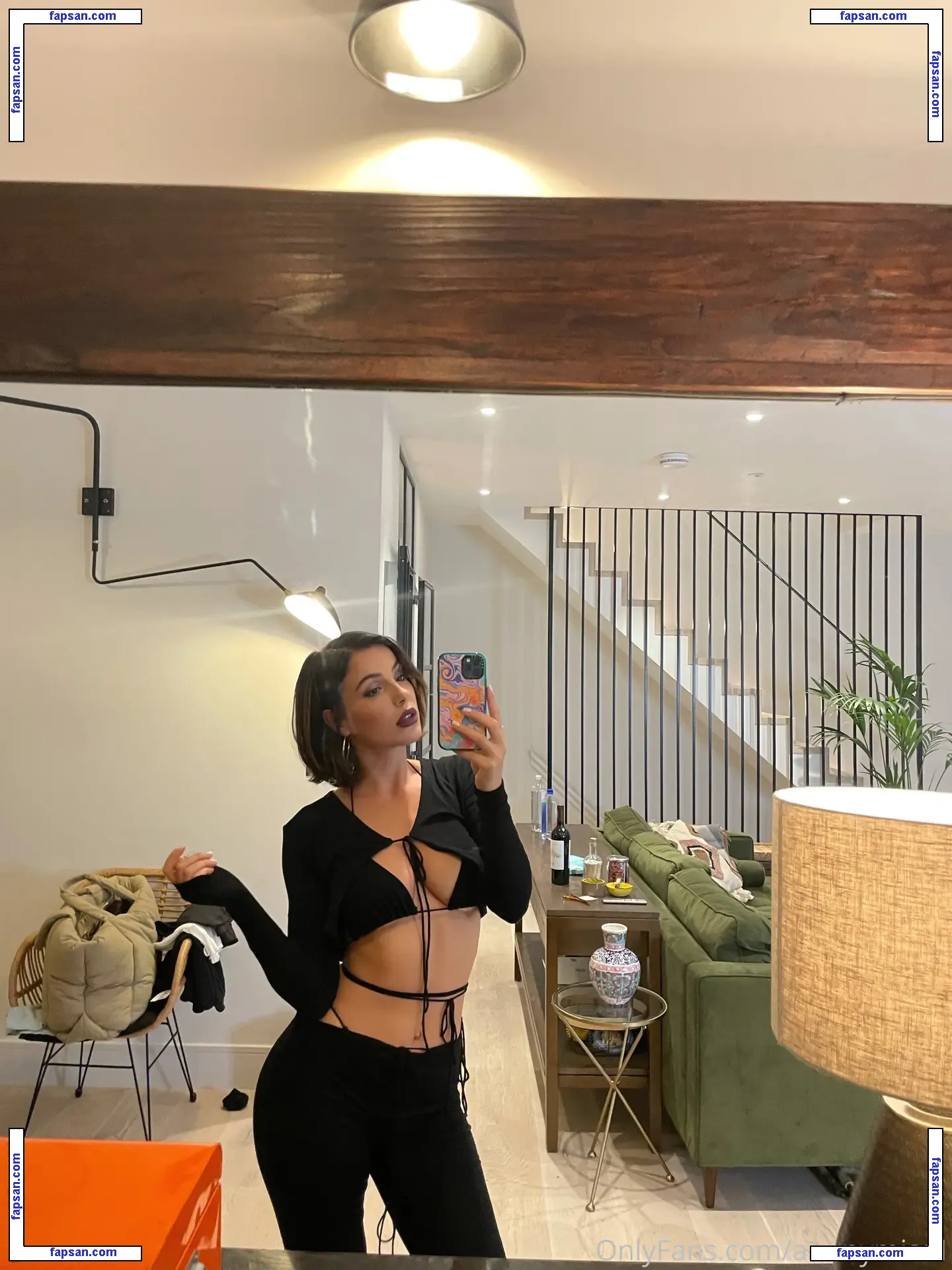anonymiss1 nude photo #0009 from OnlyFans