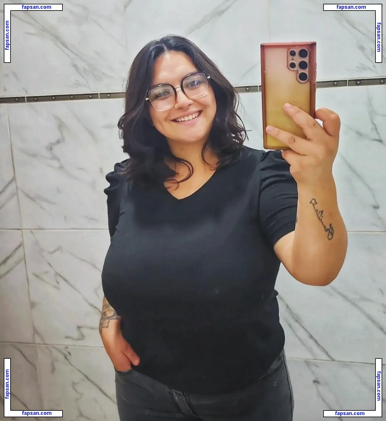 antitobusto nude photo #0002 from OnlyFans