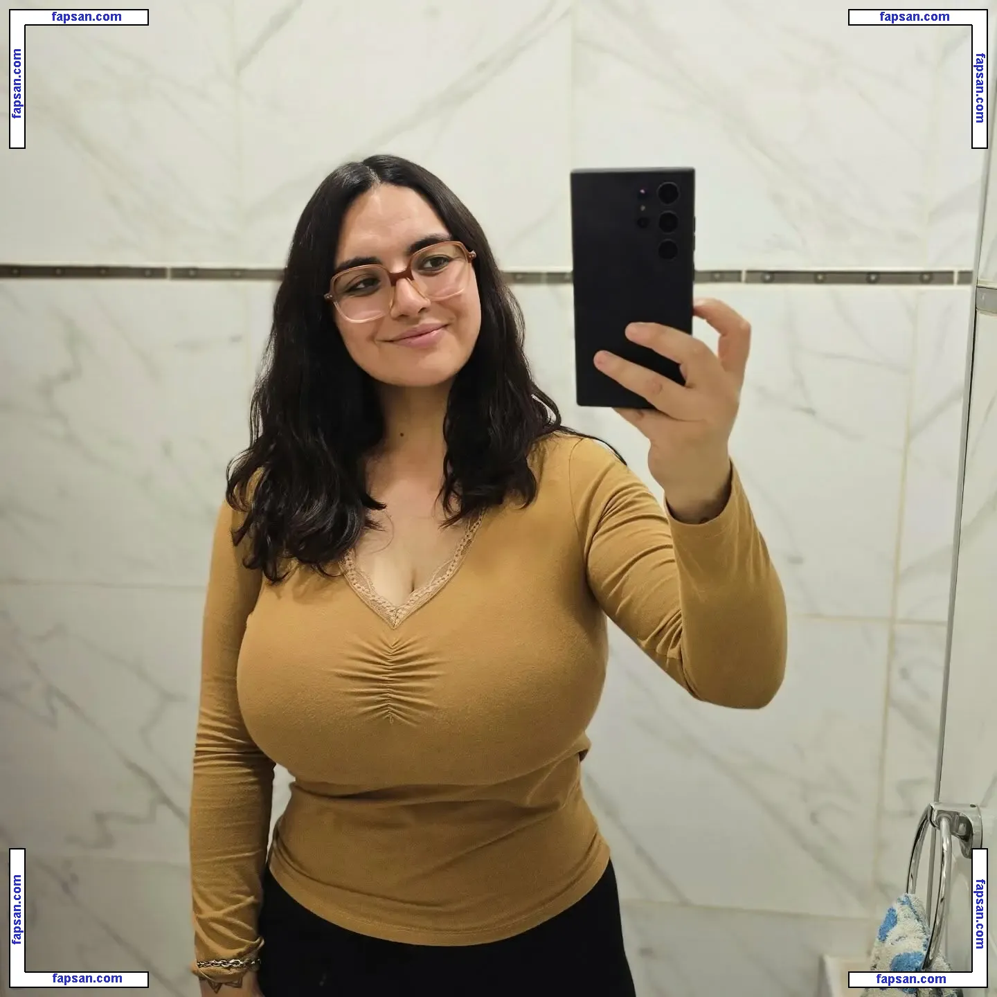 antitobusto nude photo #0004 from OnlyFans