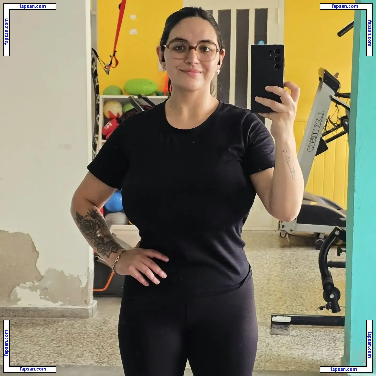 antitobusto nude photo #0006 from OnlyFans