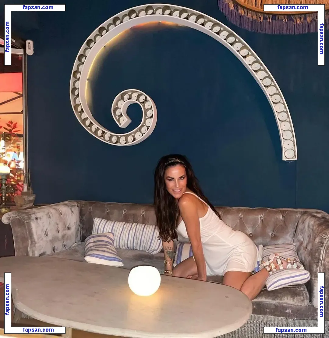 Antonella Mosetti nude photo #0084 from OnlyFans