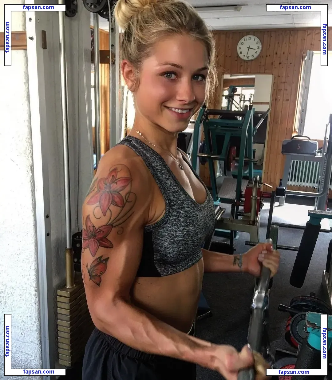 Antonia Elena голая фото #0018 с Онлифанс