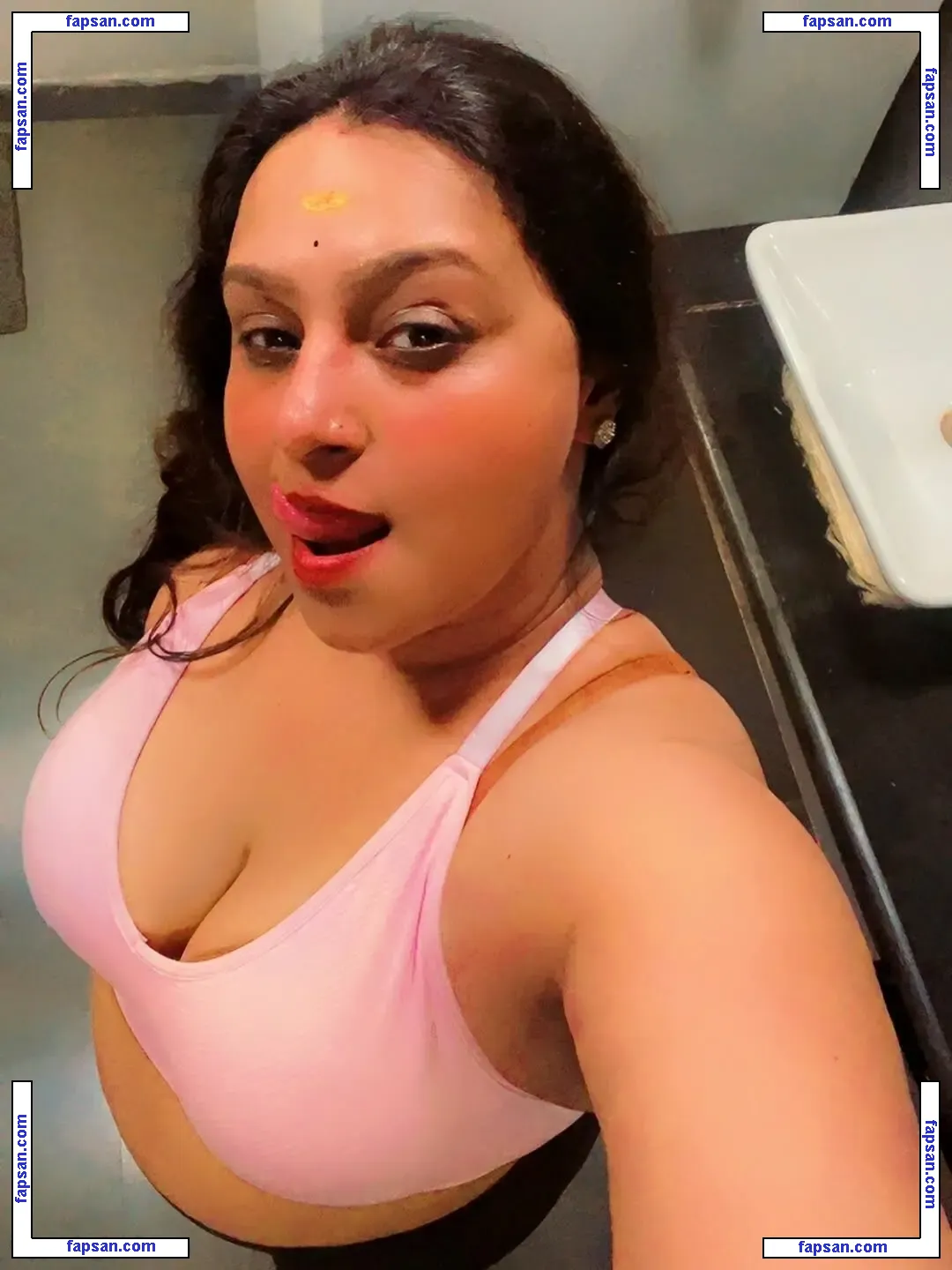 Anupamaswathi nude photo #0007 from OnlyFans
