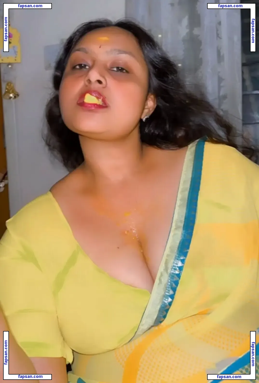 Anupamaswathi nude photo #0011 from OnlyFans