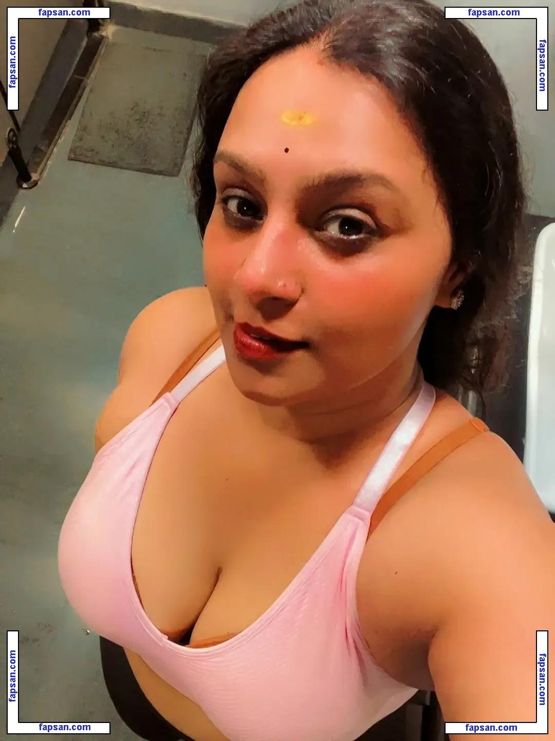 Anupamaswathi nude photo #0019 from OnlyFans