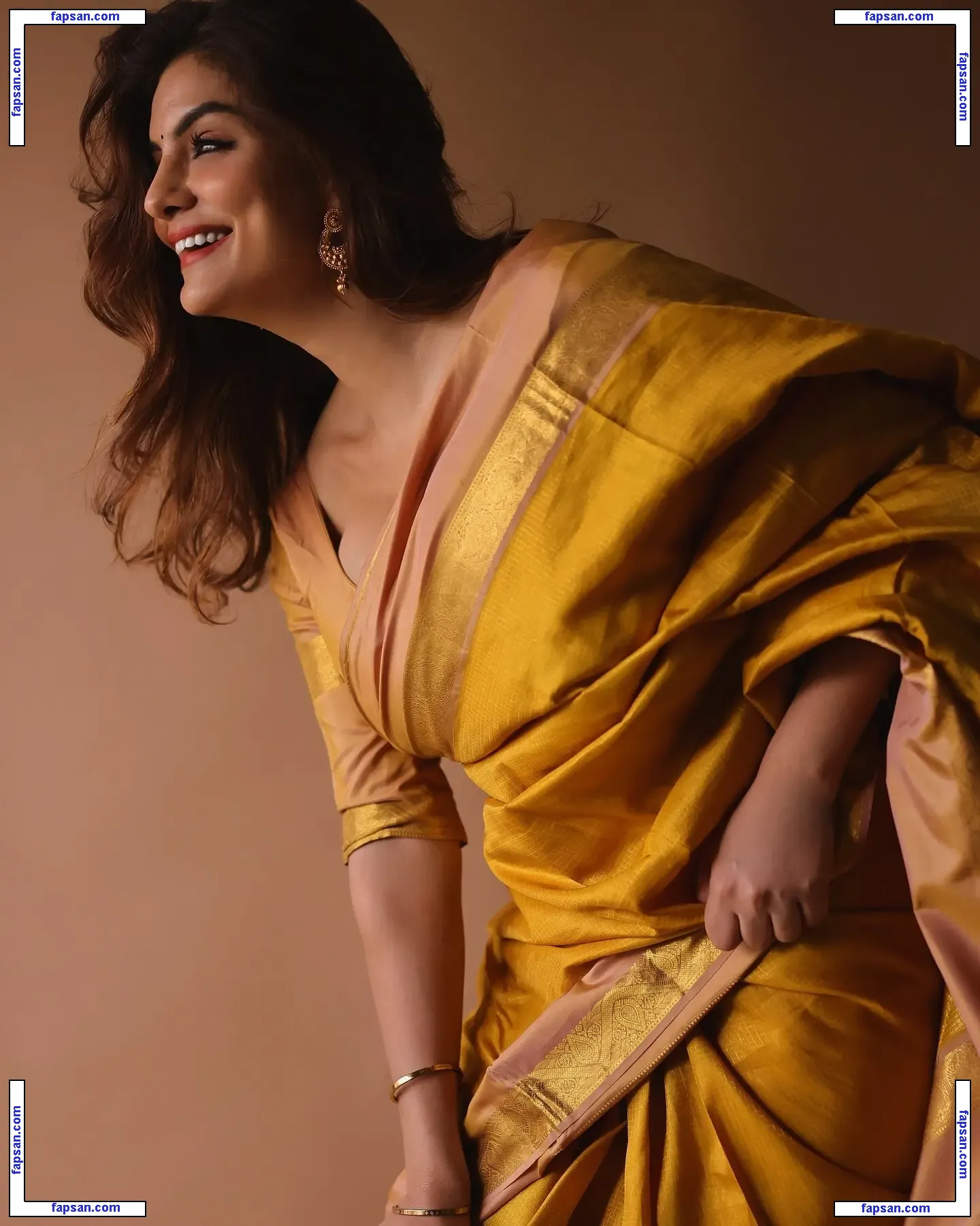 Anveshi Jain nude photo #0246 from OnlyFans