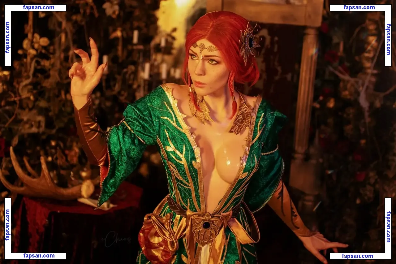 Anya Ichios nude photo #0701 from OnlyFans