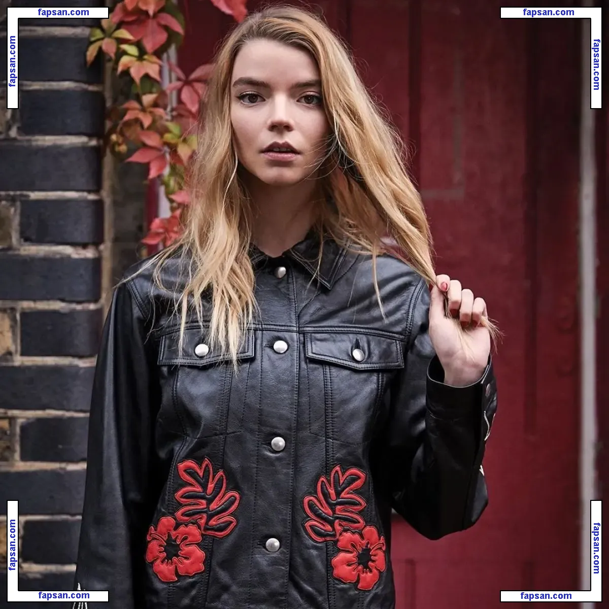 Anya Taylor-Joy nude photo #0052 from OnlyFans