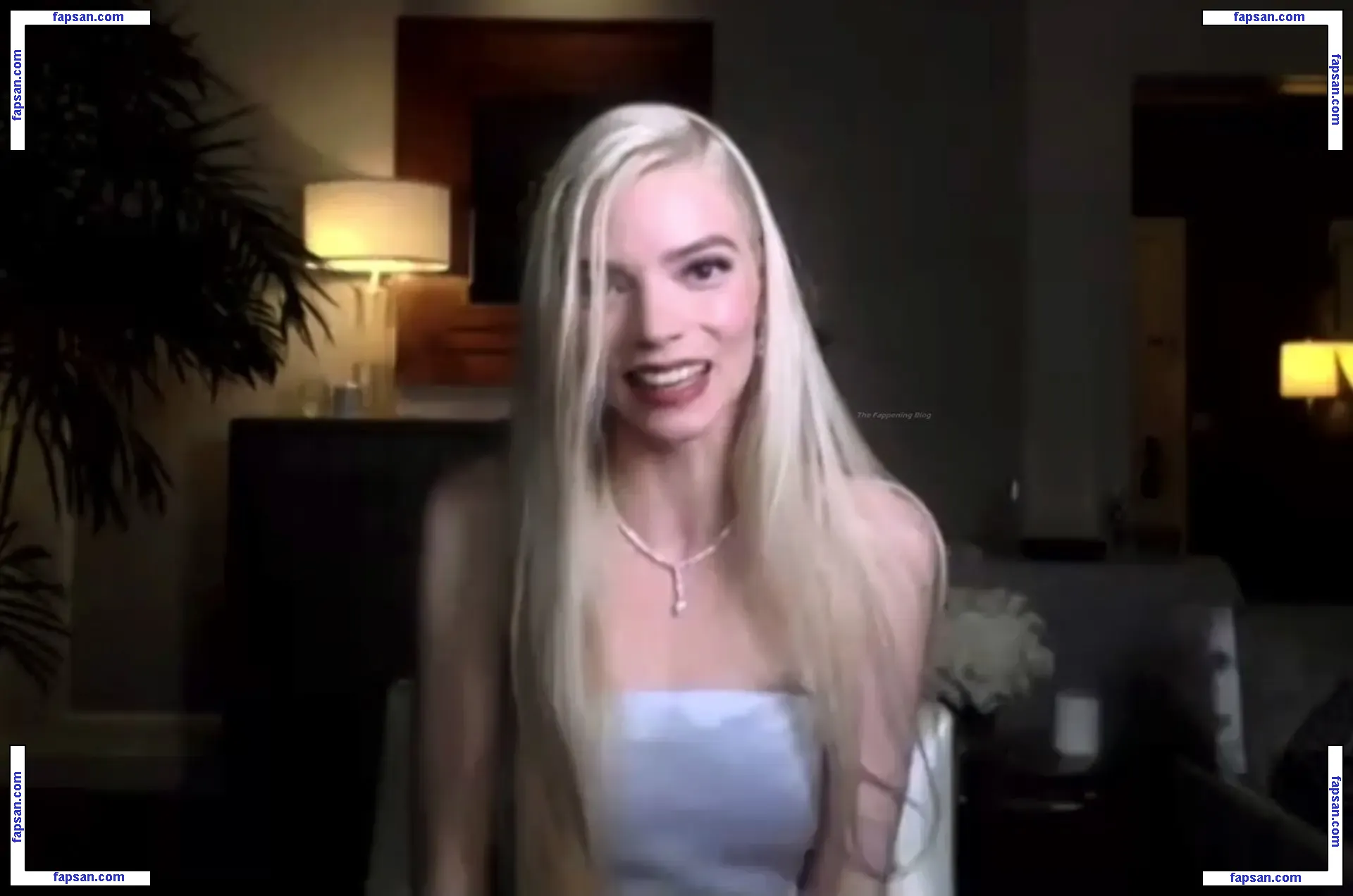 Anya Taylor-Joy nude photo #0092 from OnlyFans