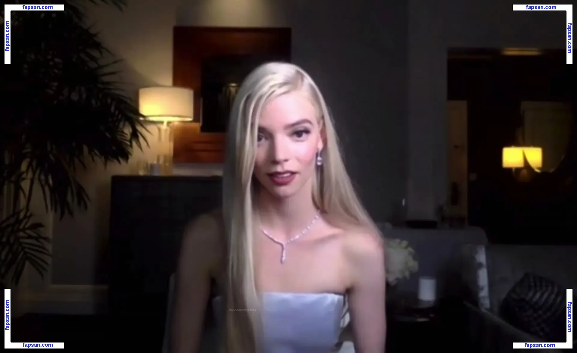Anya Taylor-Joy nude photo #0099 from OnlyFans