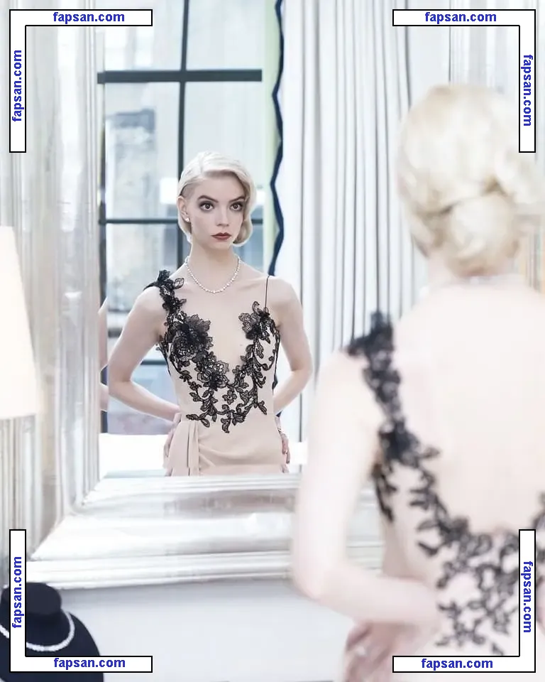 Anya Taylor-Joy nude photo #0101 from OnlyFans