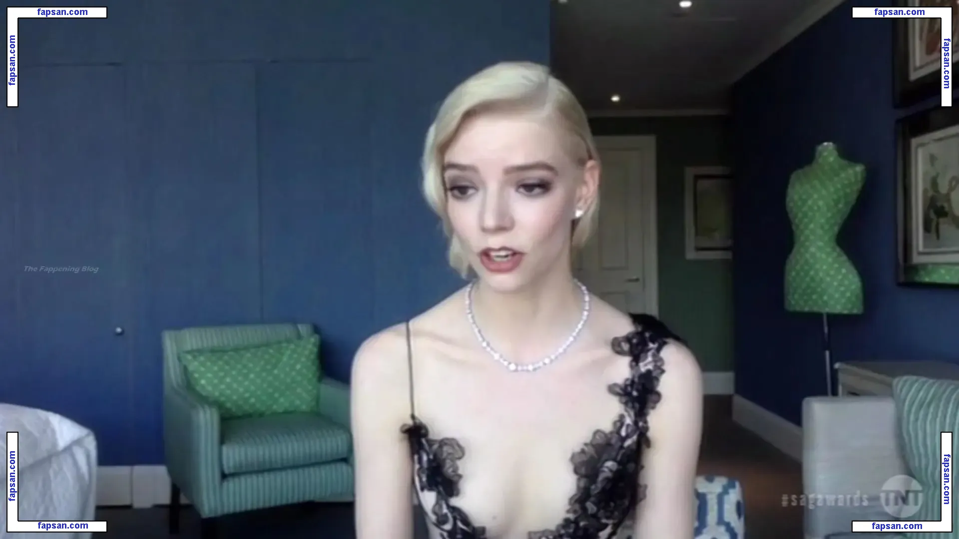 Anya Taylor-Joy nude photo #0106 from OnlyFans