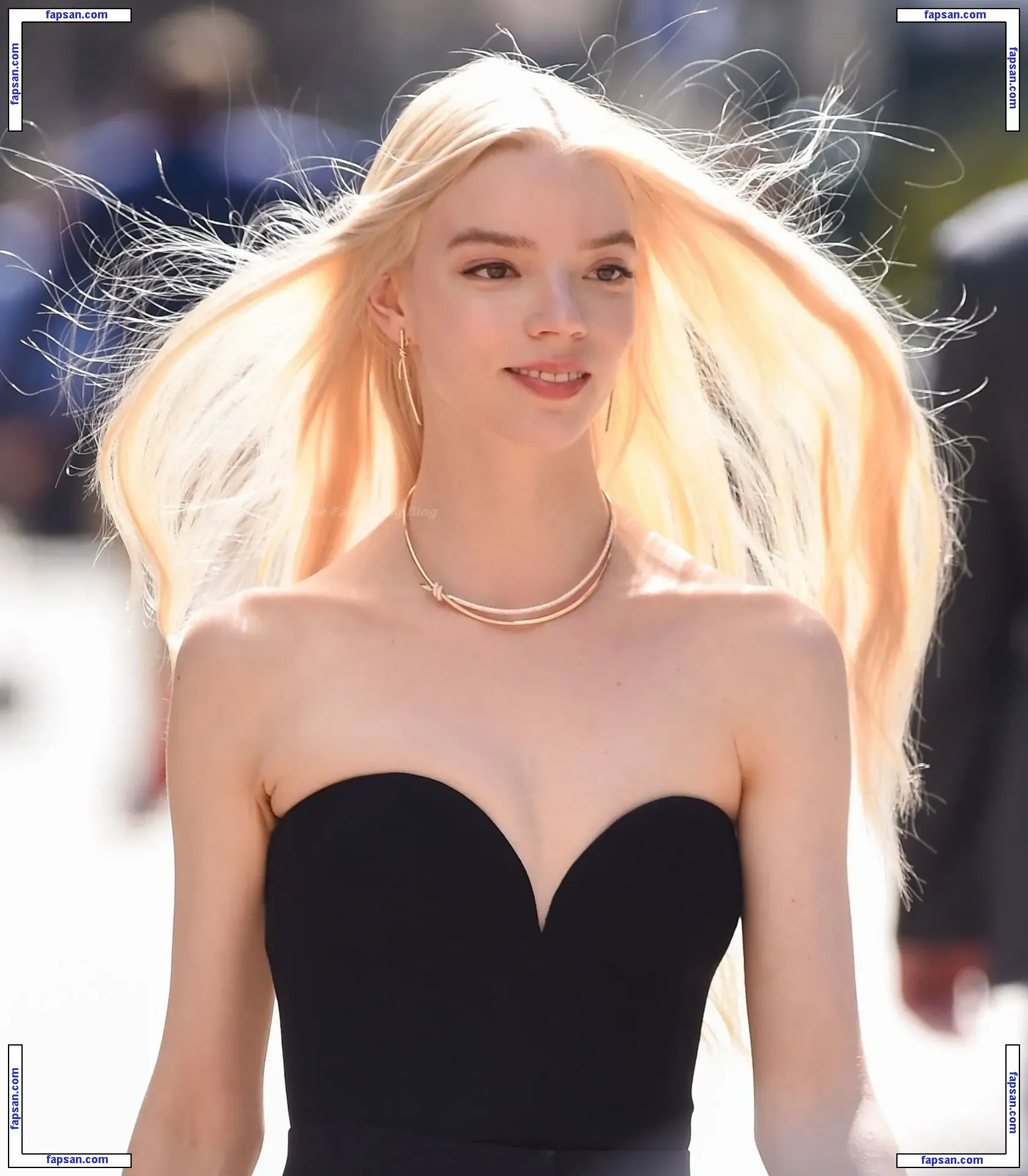 Anya Taylor-Joy nude photo #0116 from OnlyFans