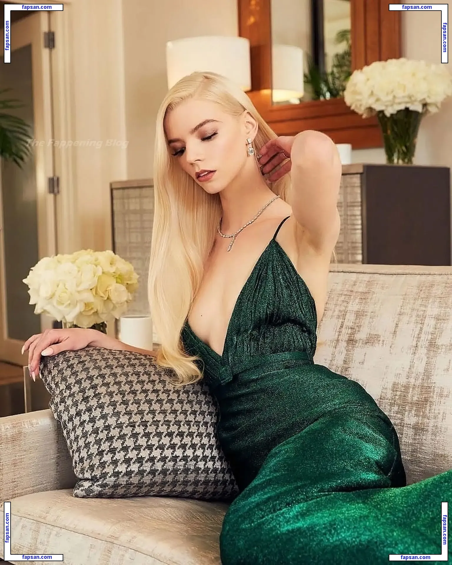 Anya Taylor-Joy nude photo #0319 from OnlyFans