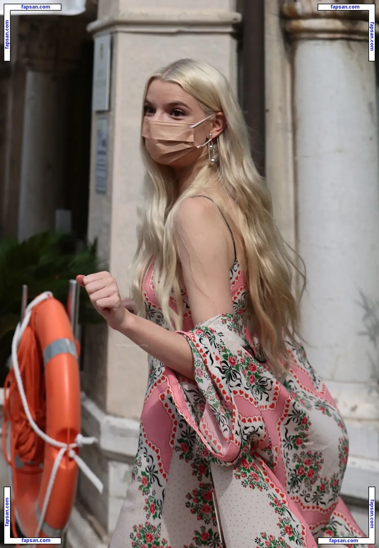 Anya Taylor-Joy nude photo #0525 from OnlyFans