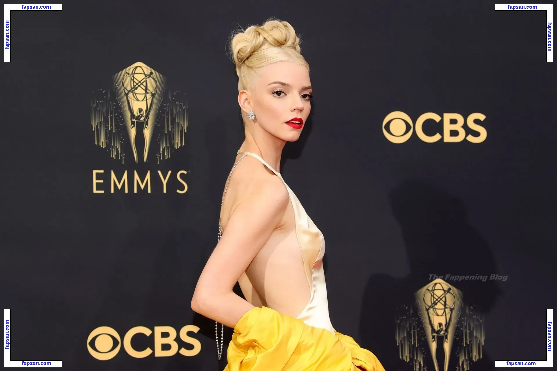 Anya Taylor-Joy nude photo #0605 from OnlyFans