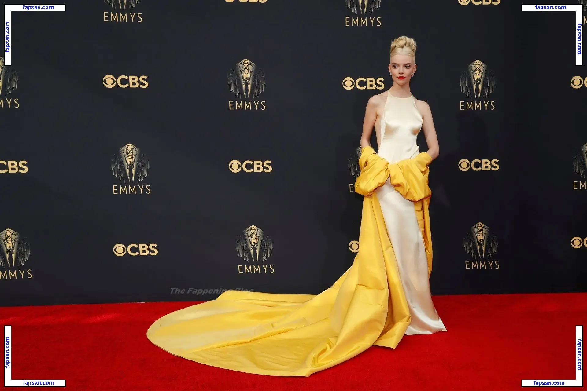 Anya Taylor-Joy nude photo #0606 from OnlyFans