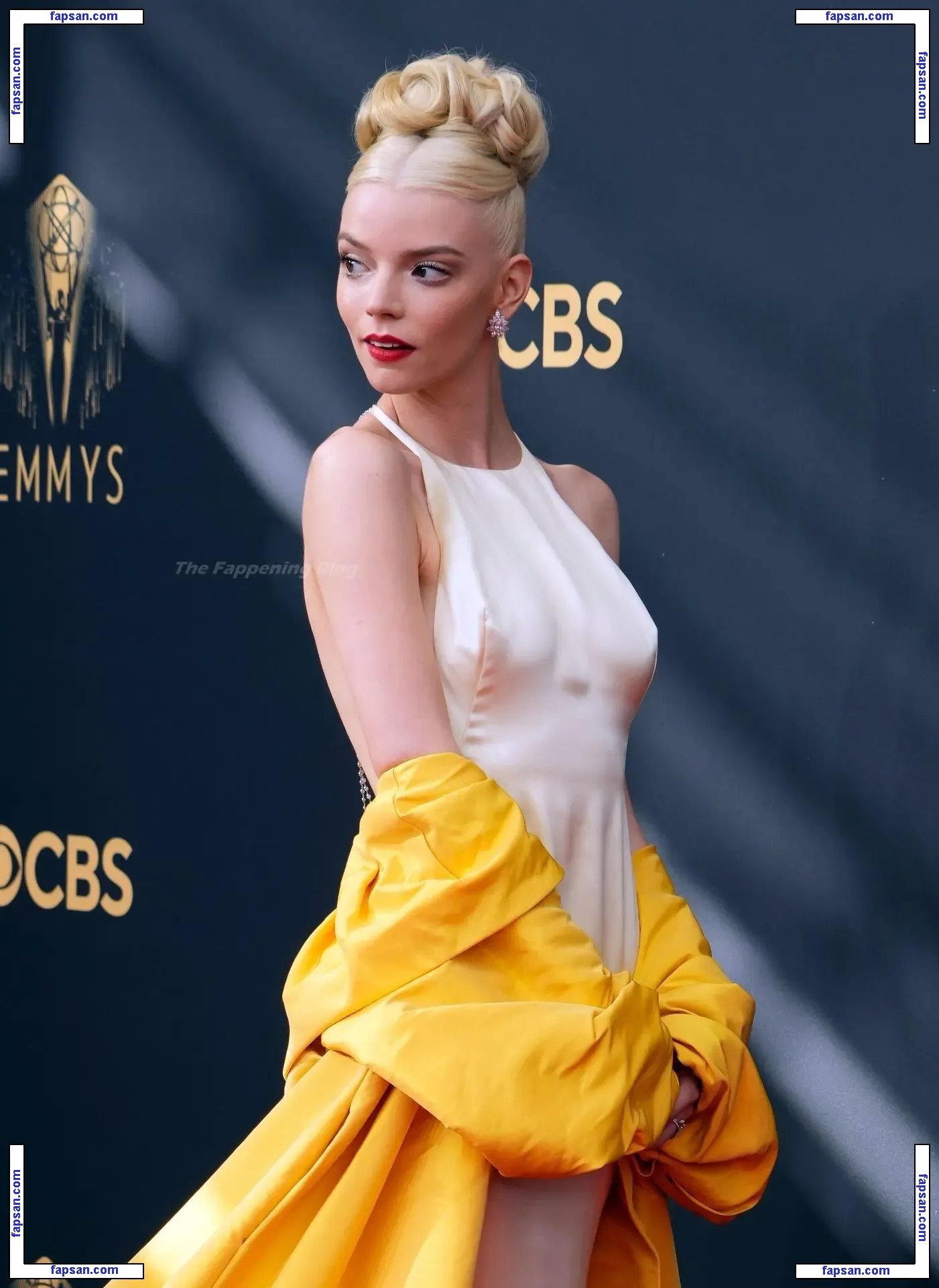 Anya Taylor-Joy nude photo #0616 from OnlyFans