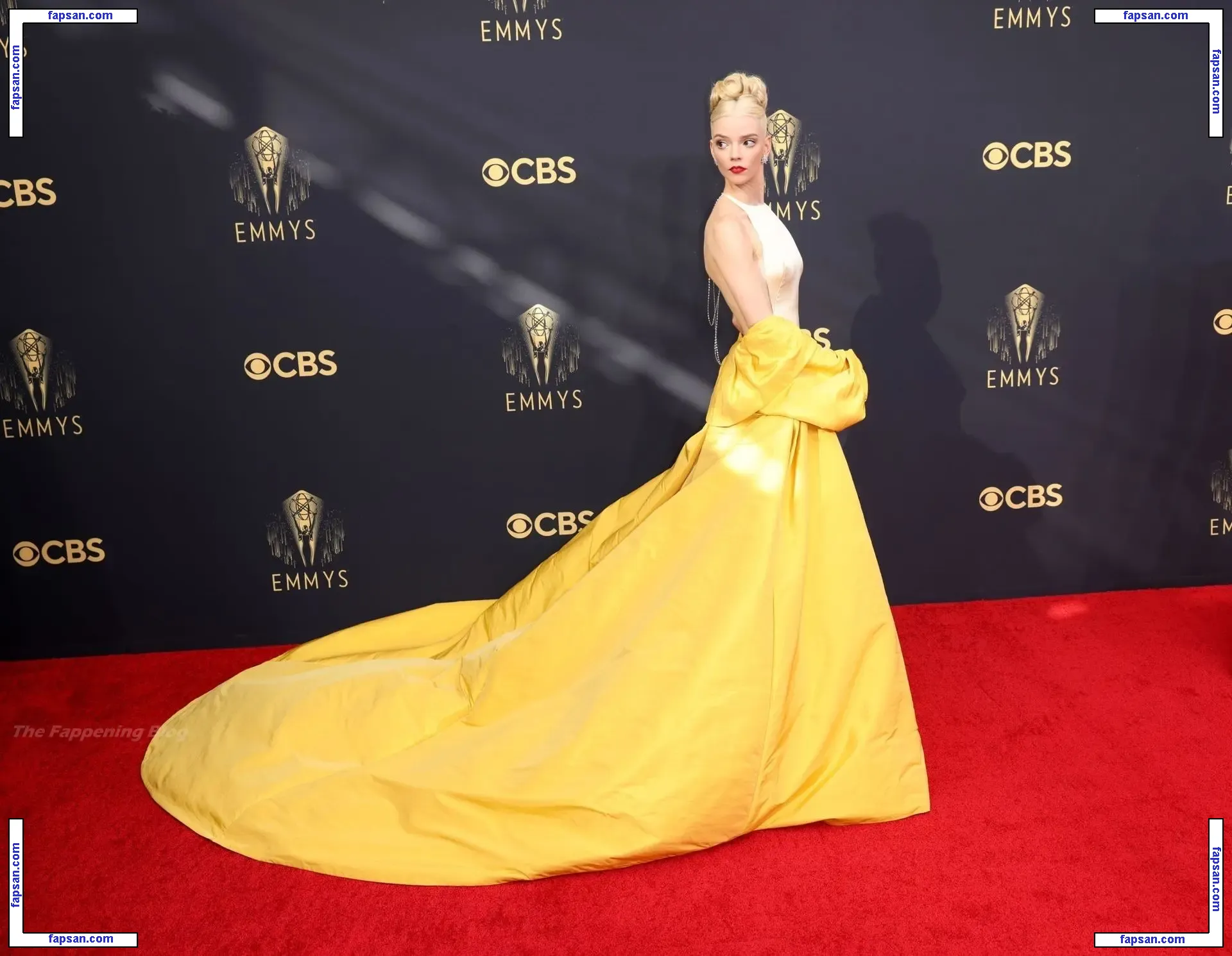 Anya Taylor-Joy nude photo #0639 from OnlyFans