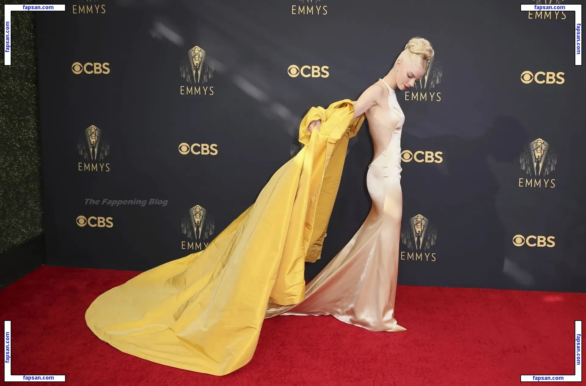 Anya Taylor-Joy nude photo #0650 from OnlyFans