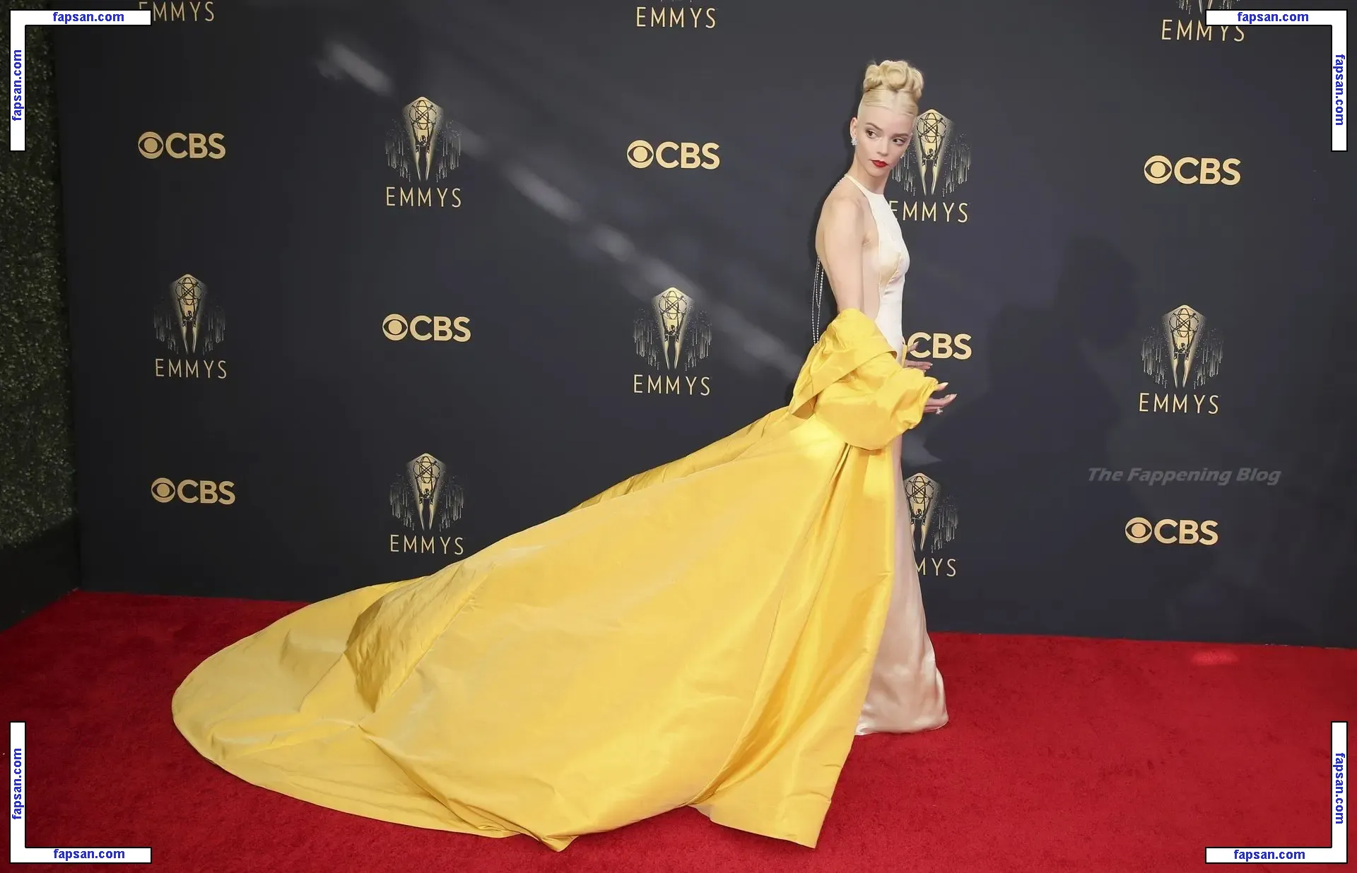 Anya Taylor-Joy nude photo #0651 from OnlyFans