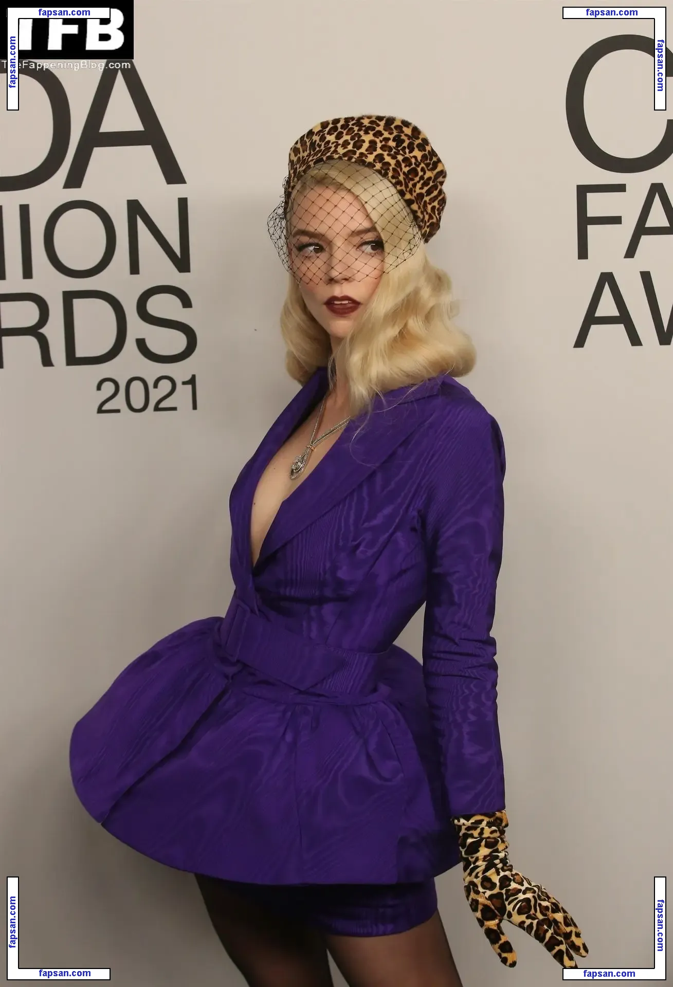 Anya Taylor-Joy nude photo #0833 from OnlyFans