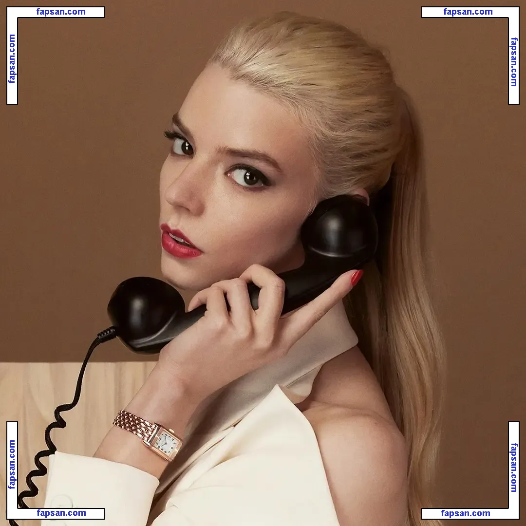 Anya Taylor-Joy nude photo #1081 from OnlyFans