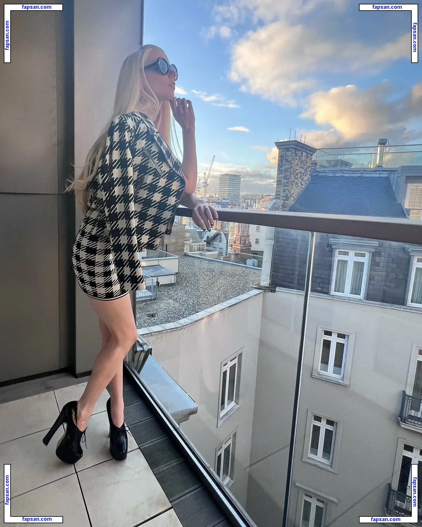 Anya Taylor-Joy nude photo #1103 from OnlyFans