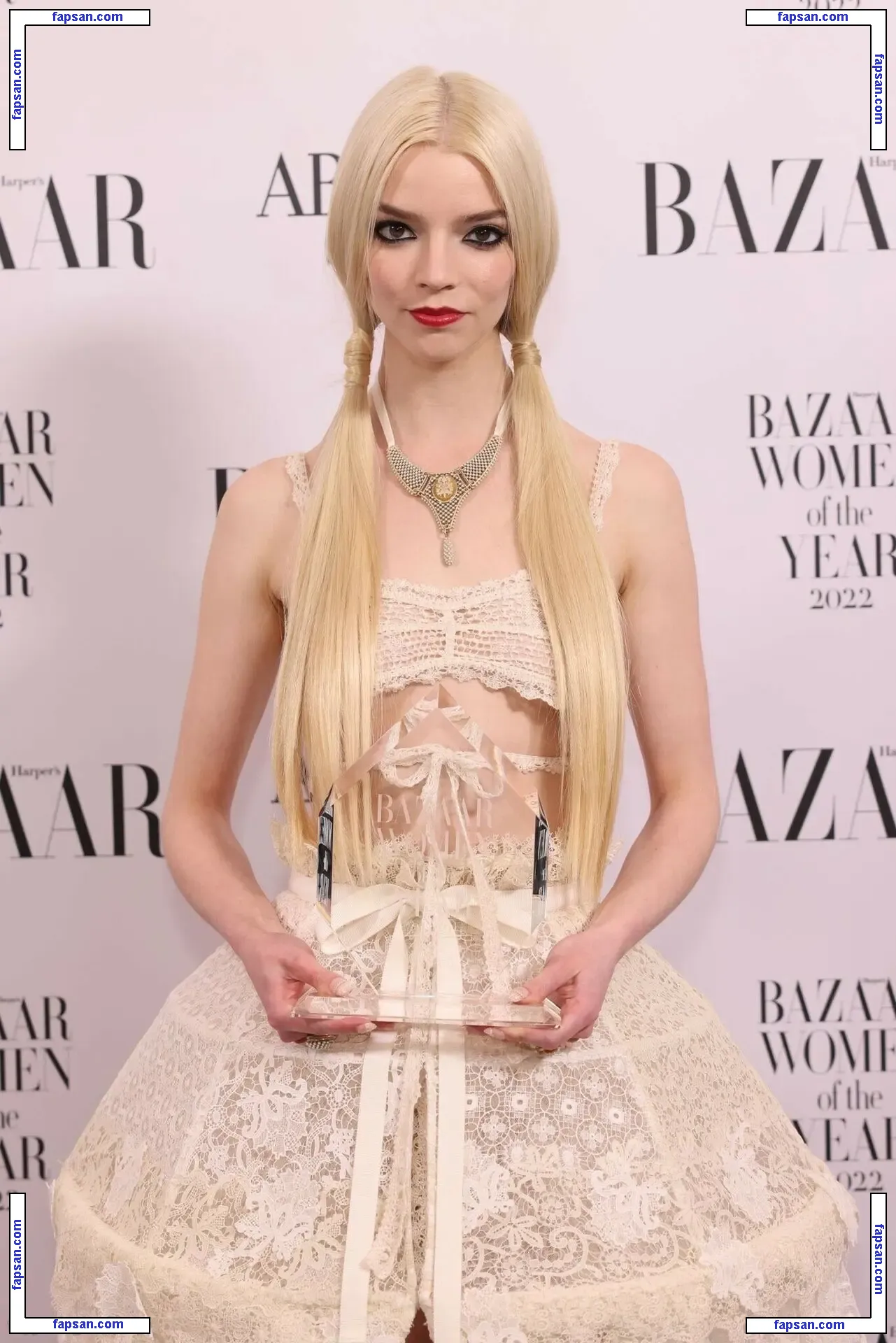Anya Taylor-Joy nude photo #1149 from OnlyFans