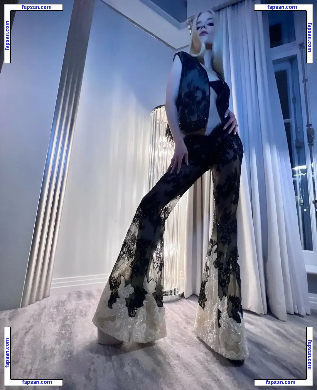 Anya Taylor-Joy nude photo #1160 from OnlyFans