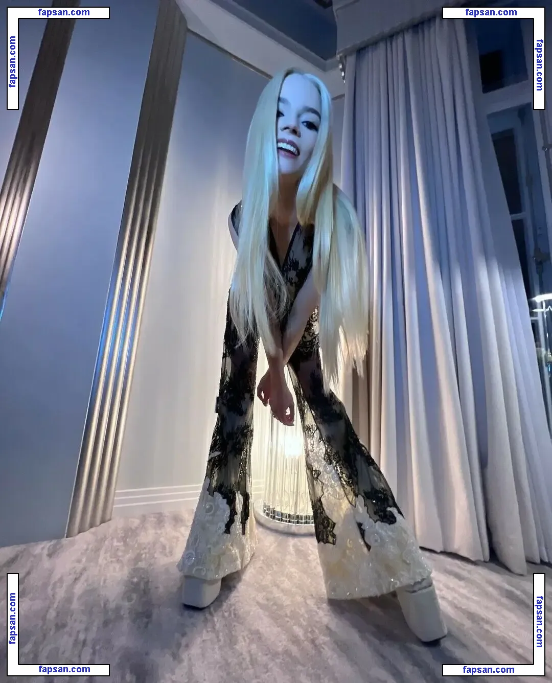Anya Taylor-Joy nude photo #1161 from OnlyFans