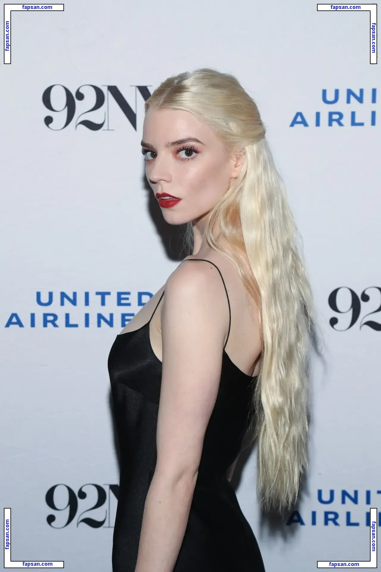 Anya Taylor-Joy nude photo #1174 from OnlyFans