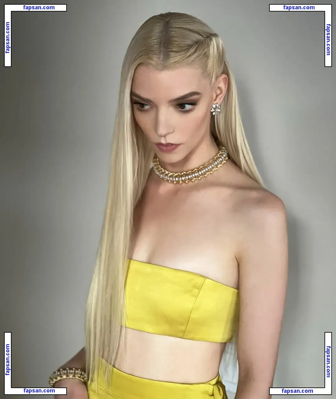 Anya Taylor-Joy nude photo #1426 from OnlyFans
